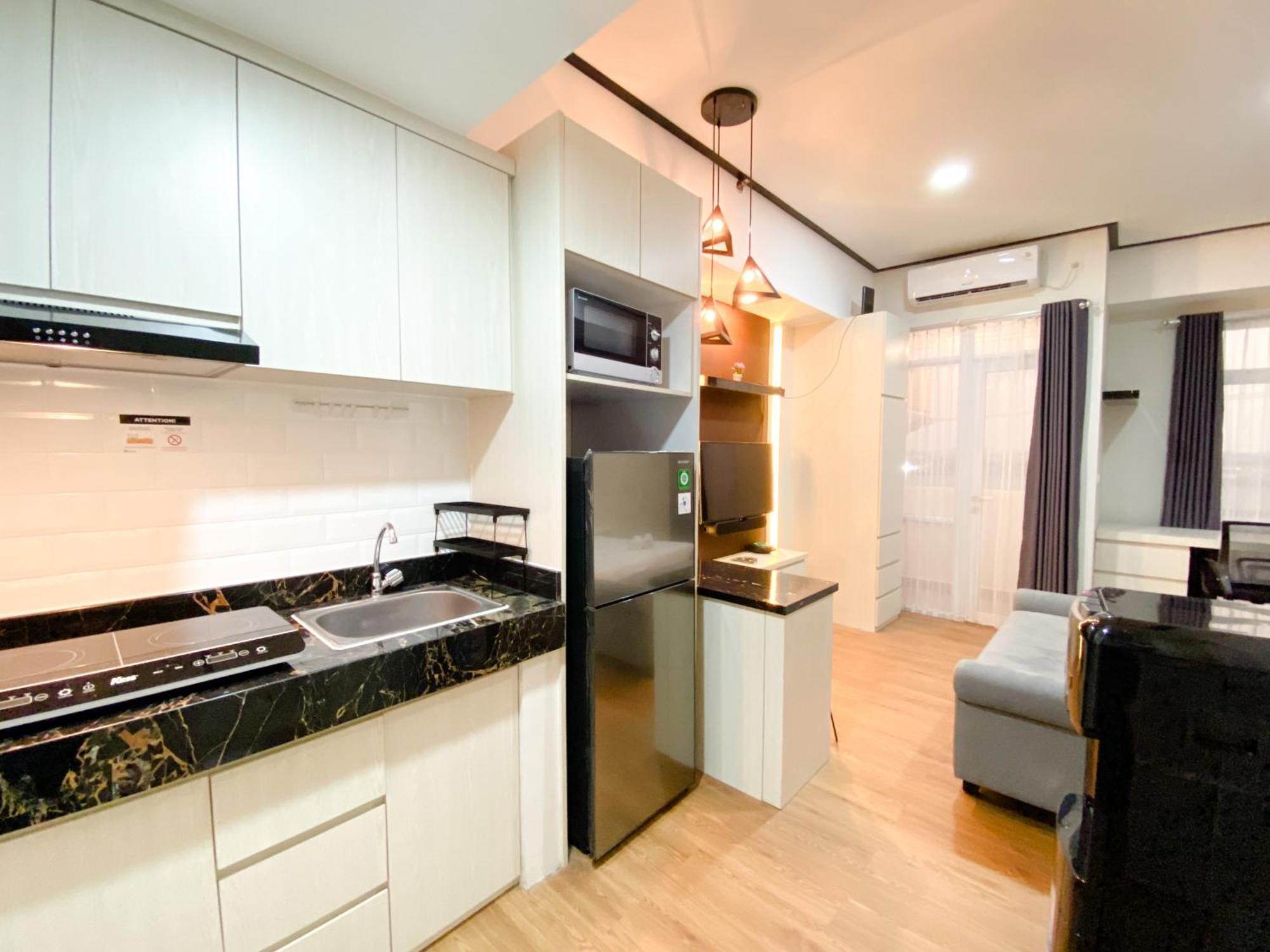 Cozy And Homey Studio At Vasanta Innopark Apartment By Travelio Cikarang Esterno foto